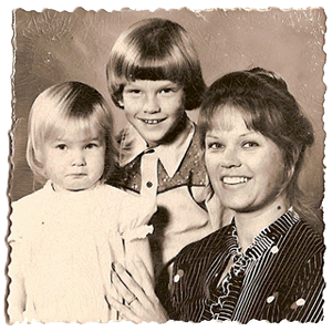 Amber, Rex and Mom in 1982