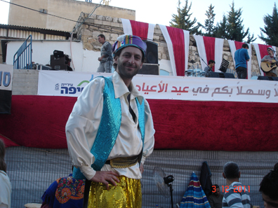 The roof of a two-storey house in Wadi Nisnas is used as a stage for music bands and street theater groups.