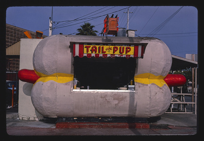 Tail o’ the Pup photo by John Margolies, 1981