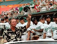 Thumbnail Pic of Hough's Retirement Ceremony